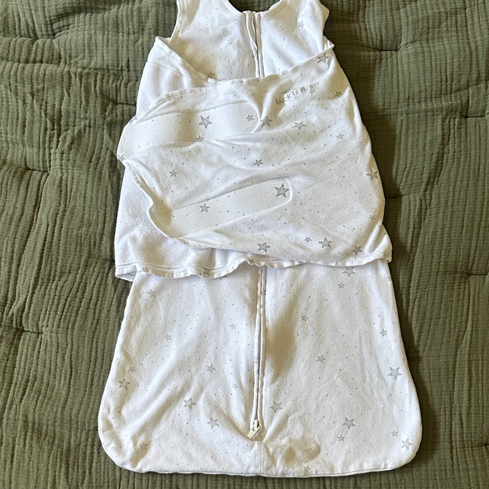 Halo White Sleep Sack with Gray Stars (Small)